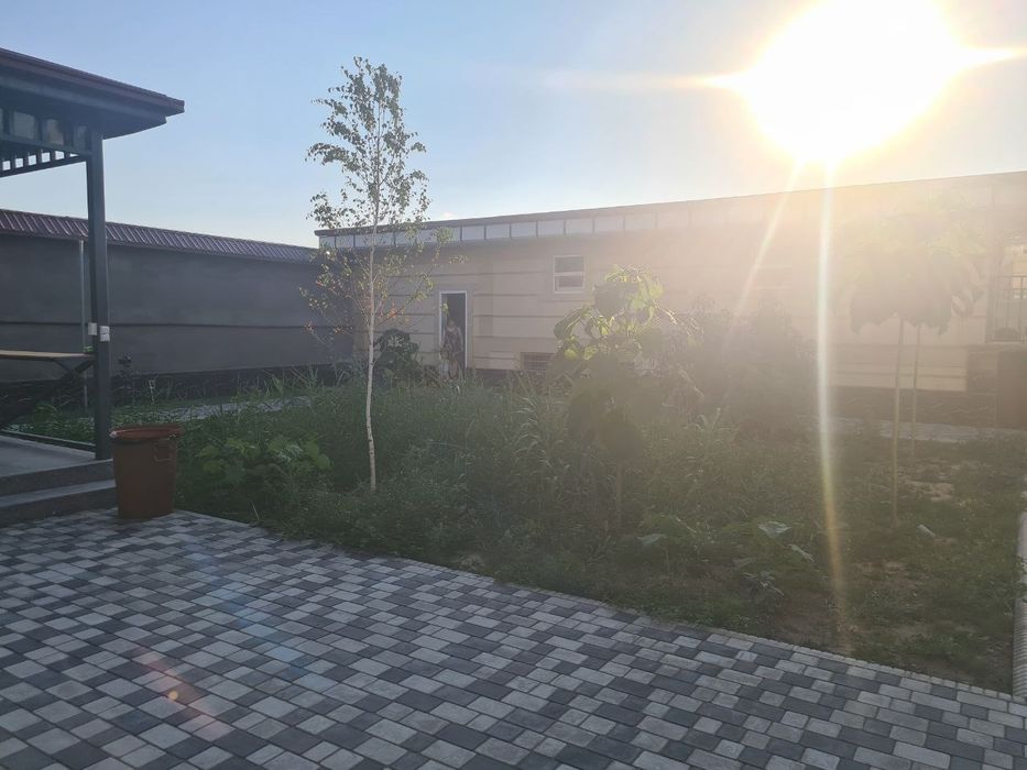 Продается Дача от Сергели -1 Метро 5-Бекат всего 5-Километров .