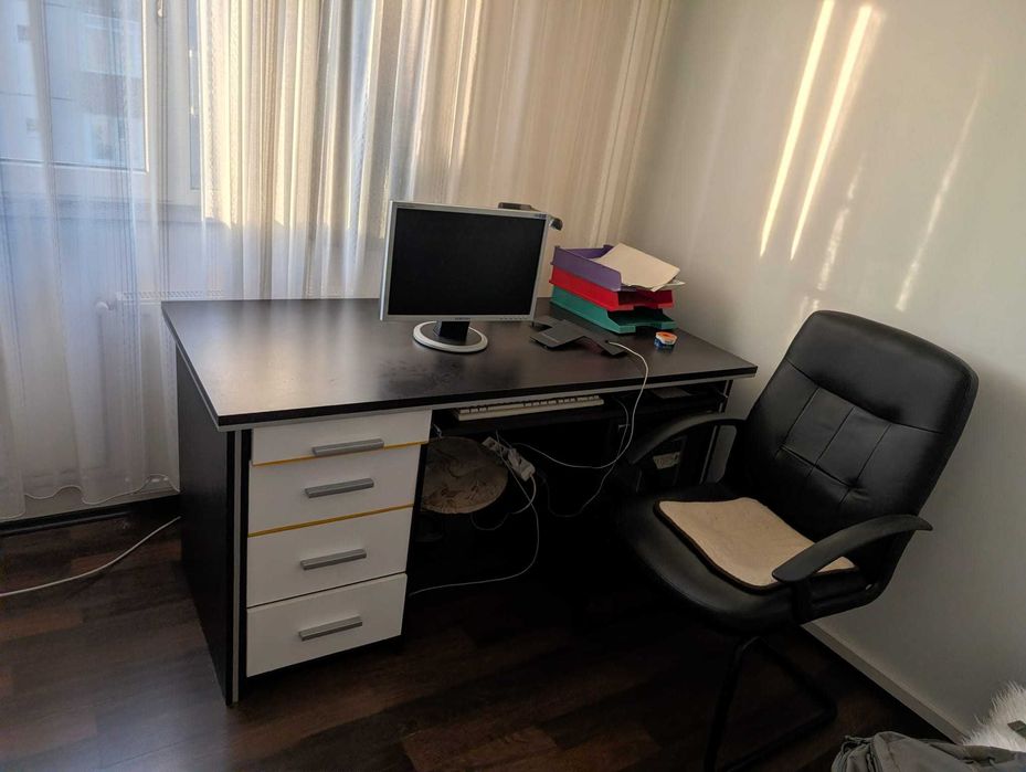 Birou cu sertare 150 x 70 x 78