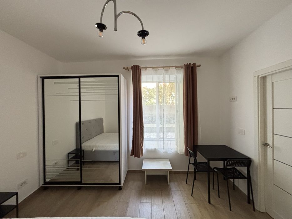 Proprietar, vand apartament 1 camera zona Centru Independentei - Copou, str Nicolae Gane cu incalzire in pardoseala total renovat