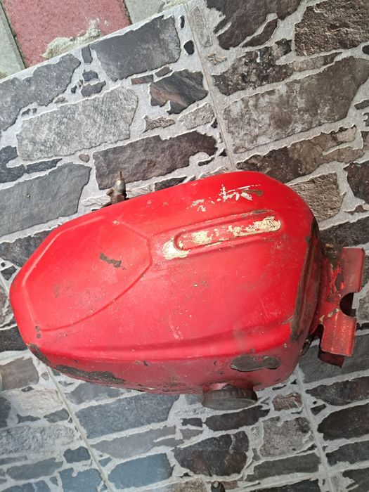 Vând piese mobra 50