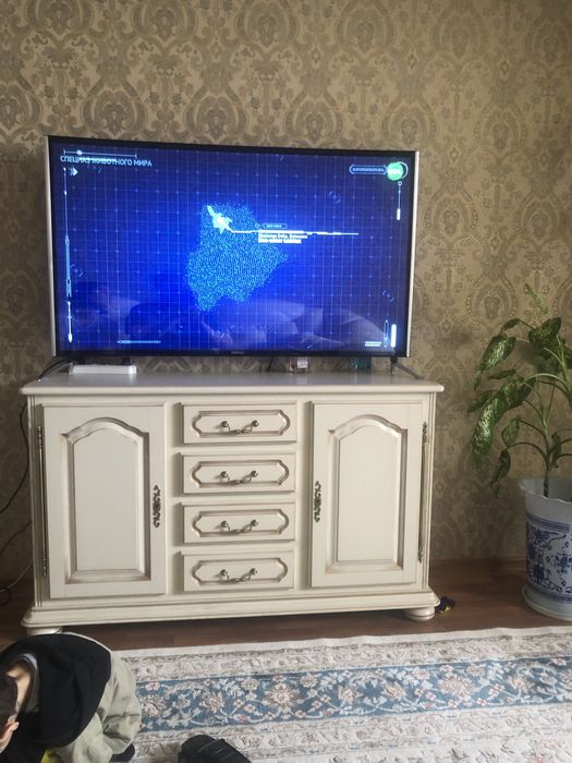 Продам телевизор