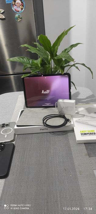 iPad Pro M4 nou  in cutie