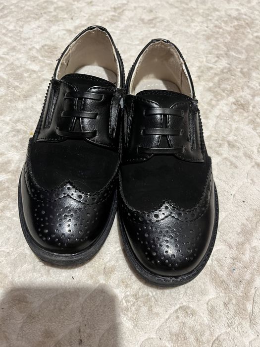 Продам обувь на мальчика