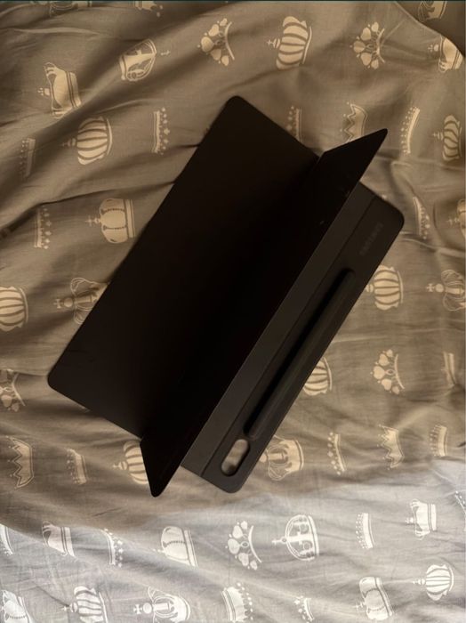 Планшет цена 180к торг есть