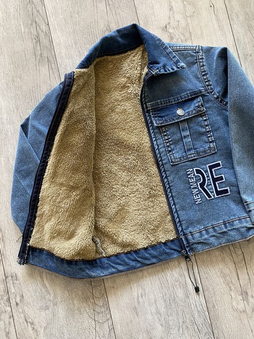 Продаю новую детскую куртку