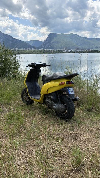 Скутер Piaggio Typhoon