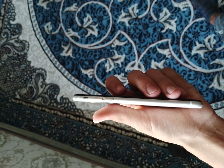 Ayfon 6 srochna sotiladi