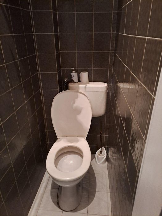 Дава се под наем Етаж от къща в Пловдив, Каменица 2 - 120 кв.м за 613 € - Снимка #6