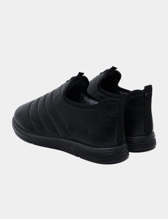 Oyoq kiym obuf krasofka