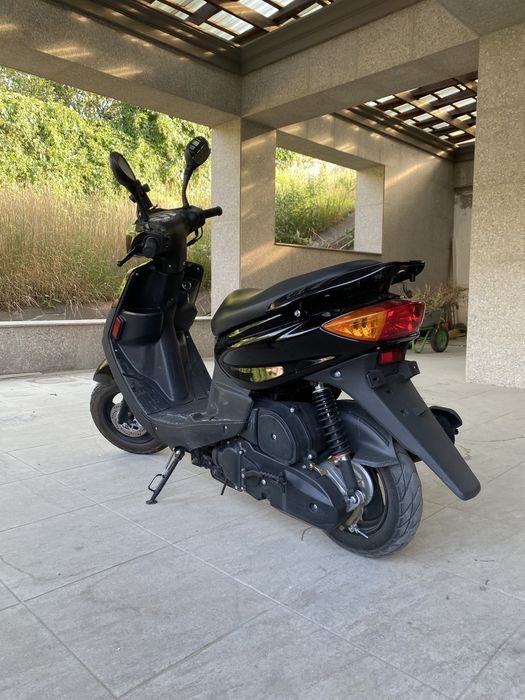 Скутер Yamaha Jog