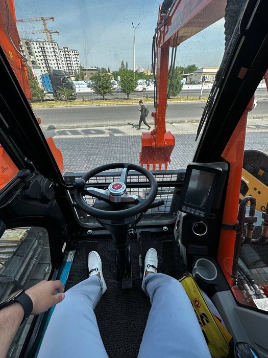 Екскаватор Lonking6150 ekskavator