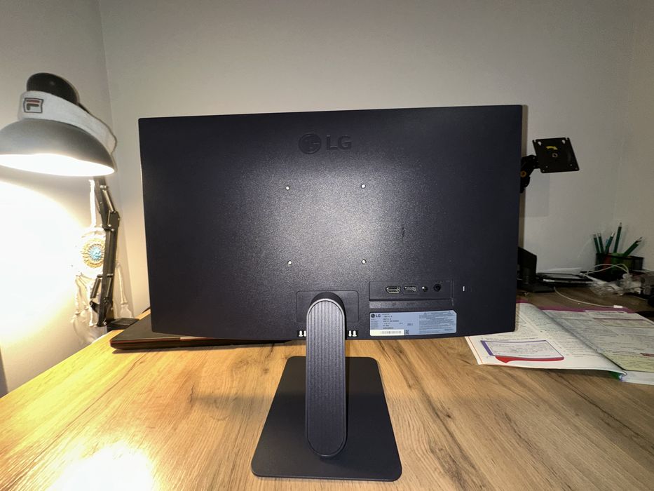 Продам монитор LG