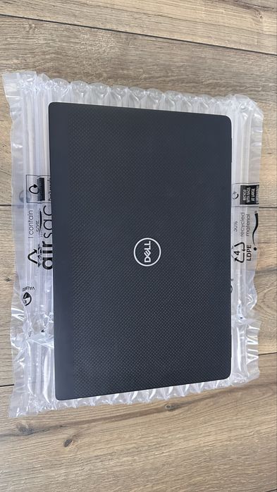 Лаптоп Dell Latudite 7310 FHD 13.3” Тъч / Intel i7- 10610U 16GB RAM 256GB SSD / MS Office 2011 Pro Plus
