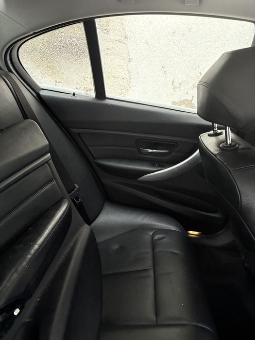 Interior piele neagra bmw seria 3 f30 cu incalzire