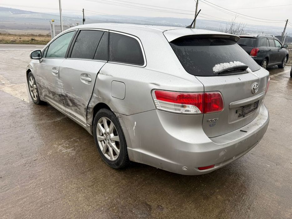 Dezmembrez / Dezmembrari / Piese / Accesorii Toyota avensis t27 2009 break 2.2 d4d stanga xenon