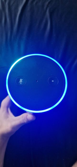 Vând boxă smart Amazon Echo, generația 1,