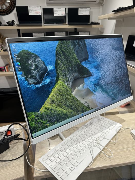 Sistem All-in-One Lenovo intel i3-8145U 24 inch, 1TB + 128GB SSD