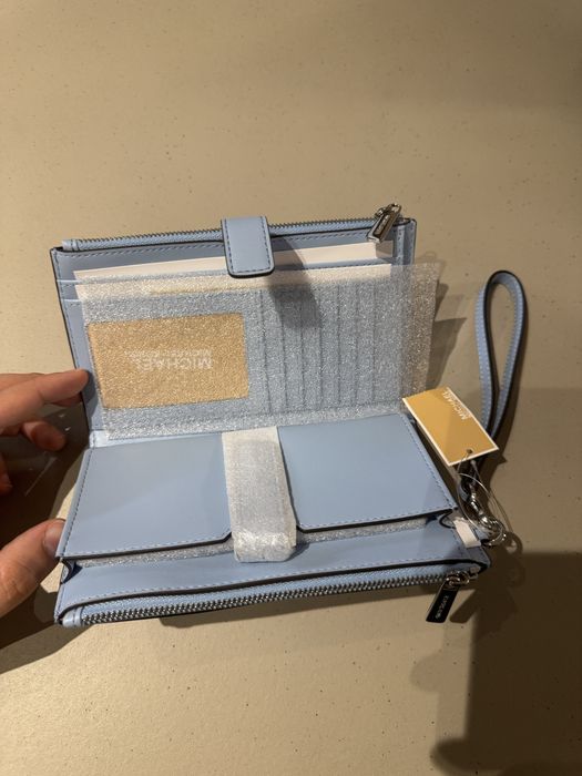 Ново портмоне/клъч Michael Kors Jet Set Large Ombré Logo Wristlet