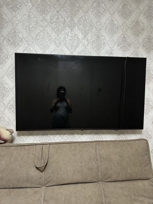 Продам телевизор за запчасти