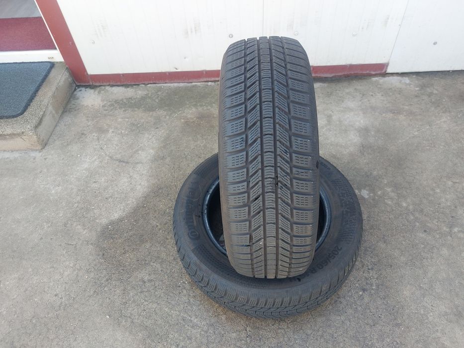 135 lei bucata! Doua anvelope M+S/IARNA 205 60 16 Continental! 7 mm