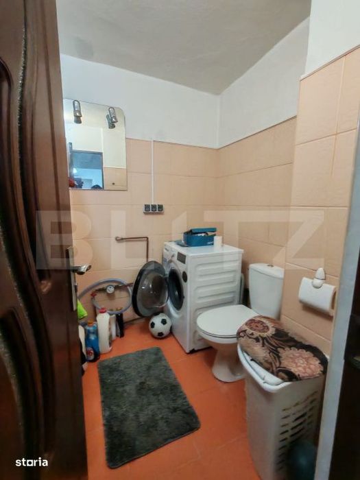 Apartament de vanzare - 4 camere - Zona Imparatul Traian