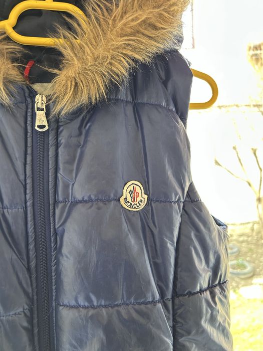 Vestă Moncler cu puf