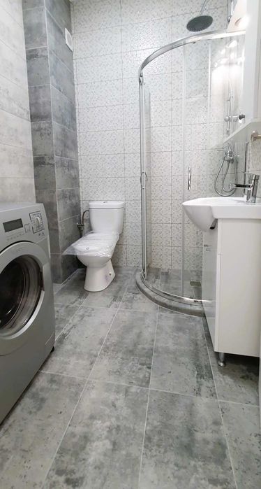 Proprietar, Otopeni central langa aeroport, utilata/mobilata, contract