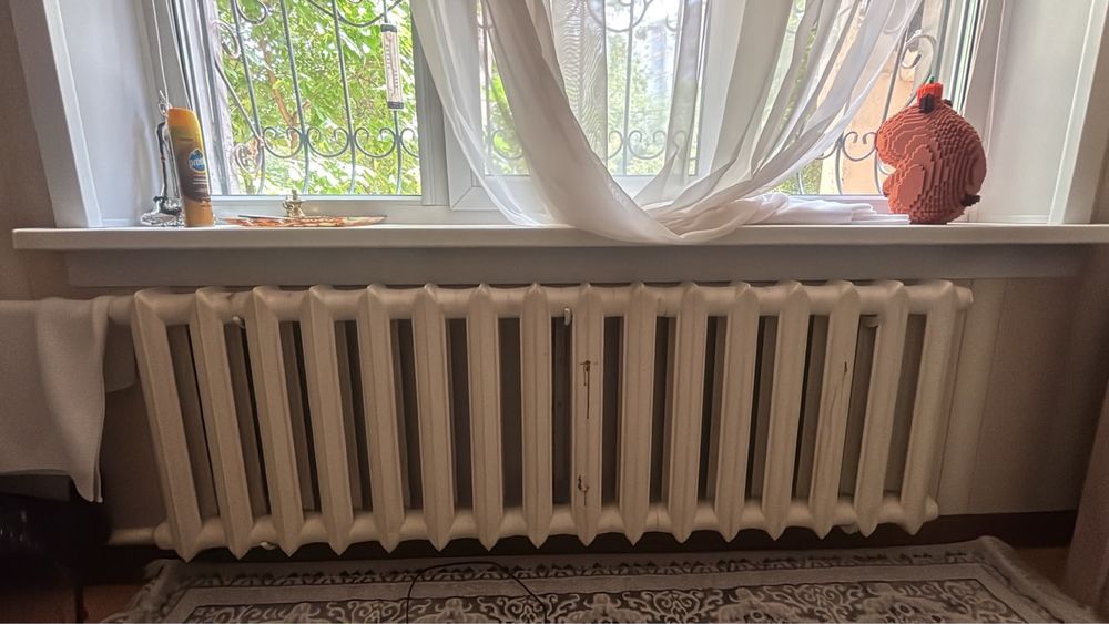 Продам батарею чугунные