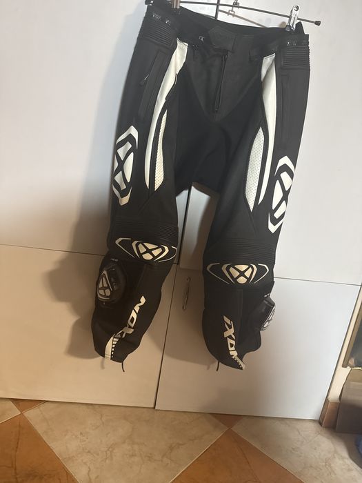 Costum moto 2 piese IXON VORTEX rosu. marimea M