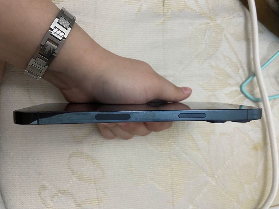 Айфон 12 про макс  обмен либо продажа