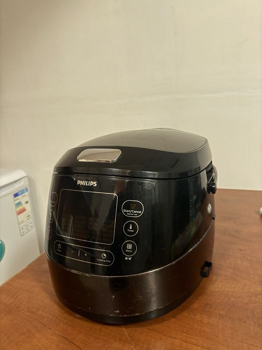 Мултикукър Philips