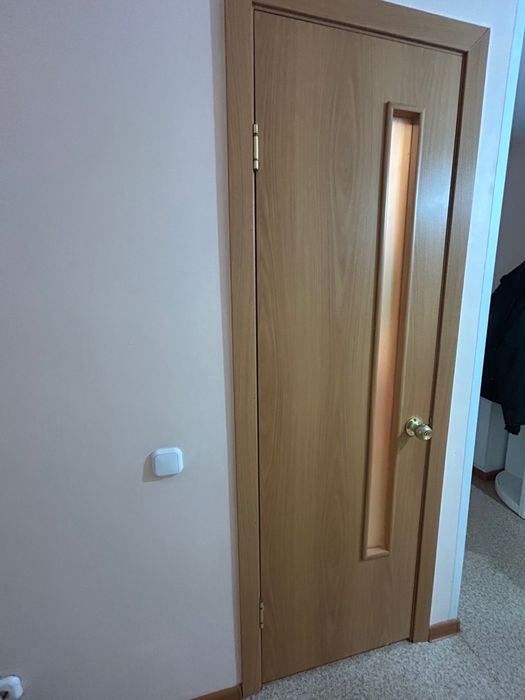 Продам межкомнатные двери в отличном состояний