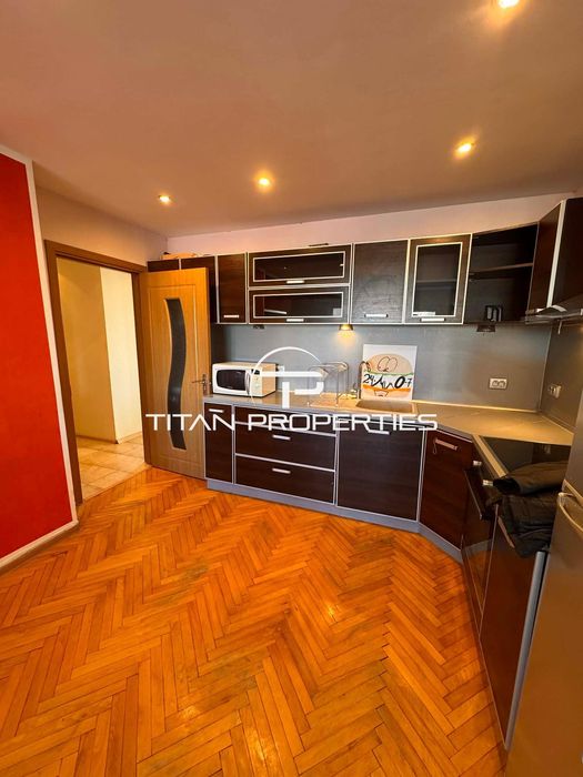 Тристаен апартамент, под наем, кв. Базар Левски