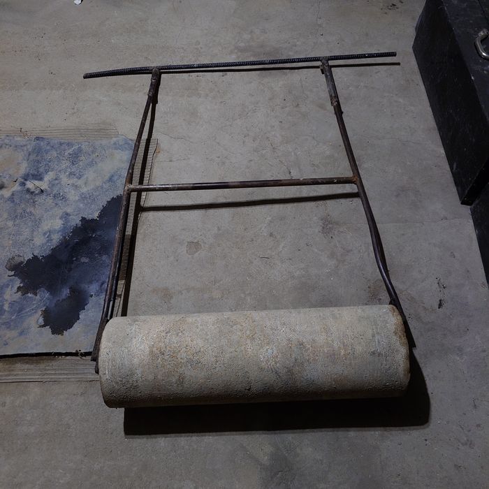 2000/день. Каток ручной.