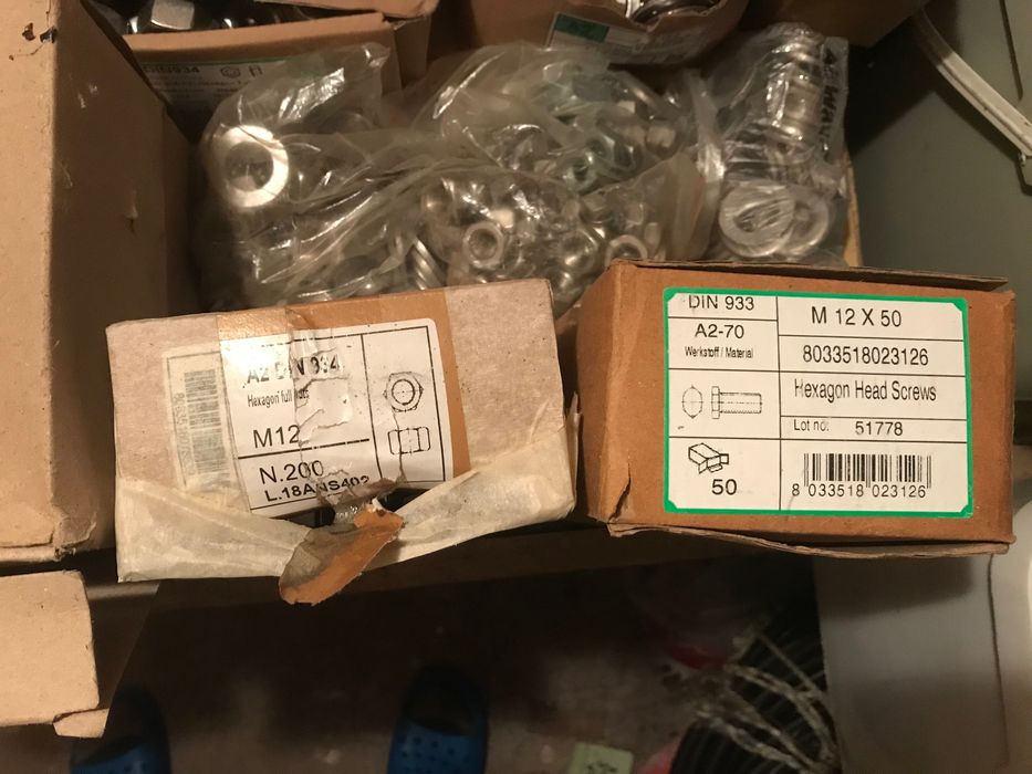 Болтове и гайки от неръждавейка  А2-70 М12 , М16 , М20