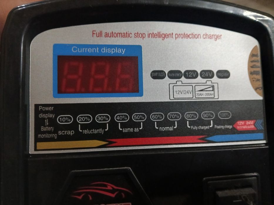 Зарядка для аккуммулятор