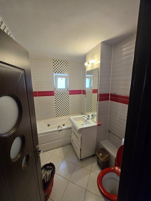 Apartamente 2 camere de Închiriat decomandat