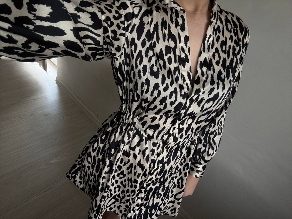 Роклички Zara като нови