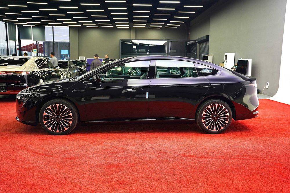 Nissan N7 2025 ev 520км yangi model