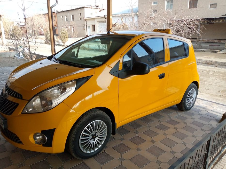 Спарк Срошни сотилади