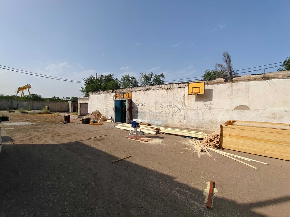 Промбазу, склады. Конаев