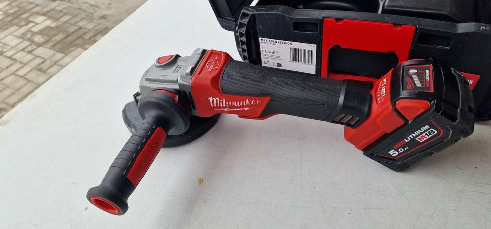 Акумулаторен ъглошлайф Milwaukee M18 CAG125XPDB