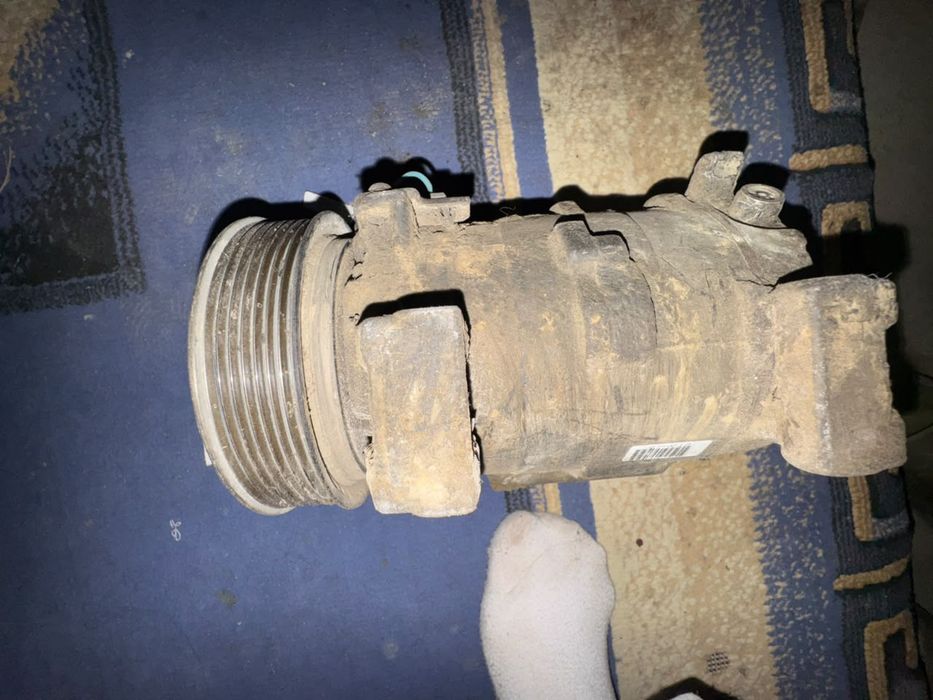 Компрессор кондиционера Honda CR-V / Element (Denso 10S17C)
