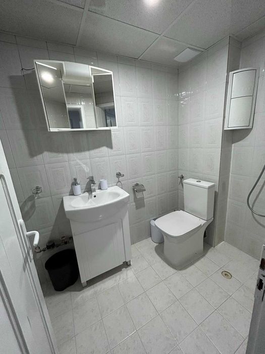 Дава се под наем Двустаен апартамент в Благоевград, Идеален център - 55 кв.м за 306 € - Снимка #5