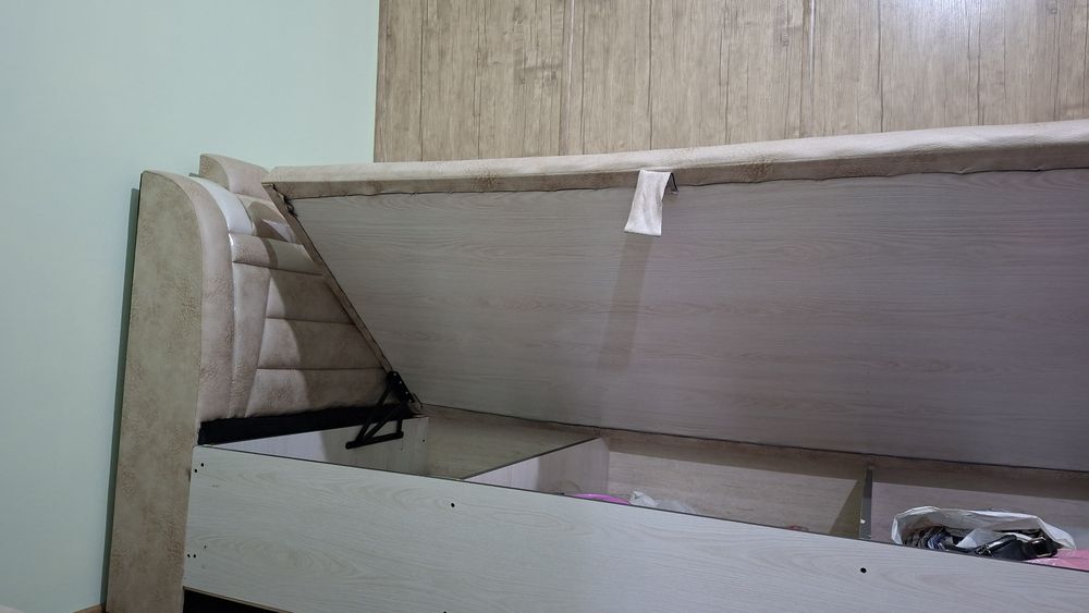 Yangi 2 ta panda divan srochno sotiladi