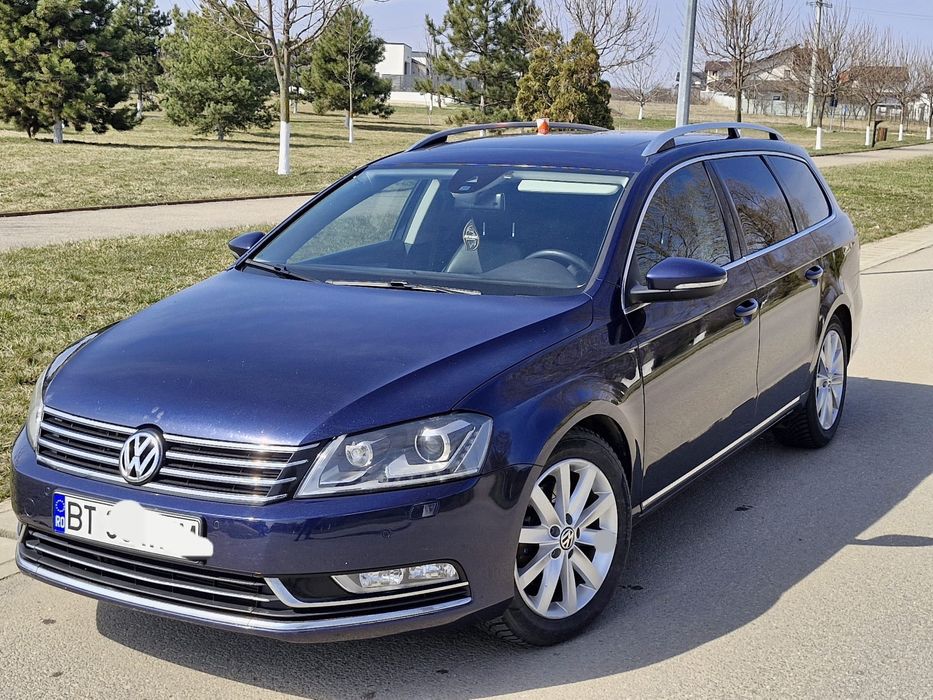 VOLKSWAGEN Passat 2012