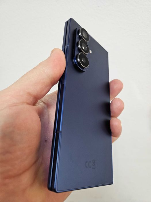 Samsung Galaxy Z fold 7 256 gb impecabil garantie, accept schimb.