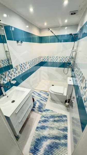 Продава се Тристаен апартамент в Бургас, Сарафово - 99 кв.м за 1990 €/кв.м - Снимка #5