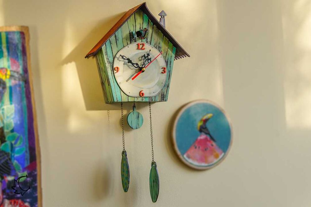 Ръчно изработен дървен часовник „Къщичка с кукувица“