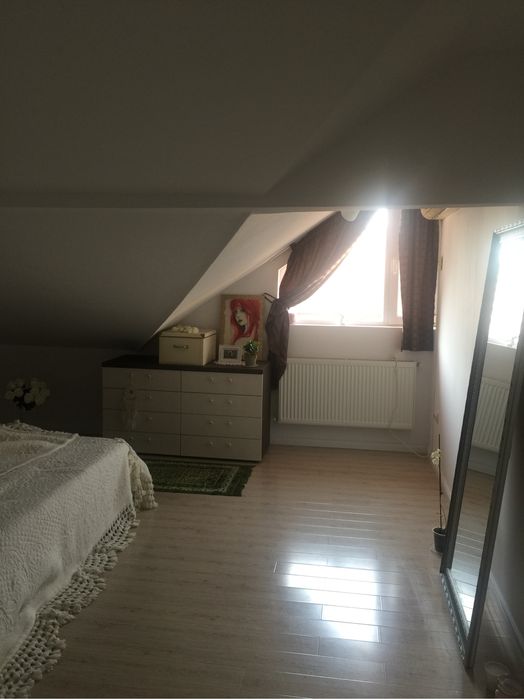 Vand apartament 3 camere tip duplex + loc de parcare subteran